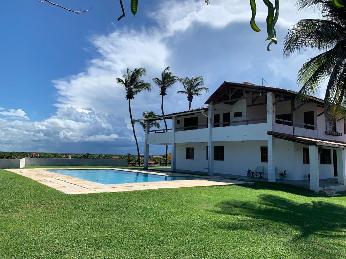 Morro Branco Suites - Hospedaria Morro Branco Beberibe Luaran gambar