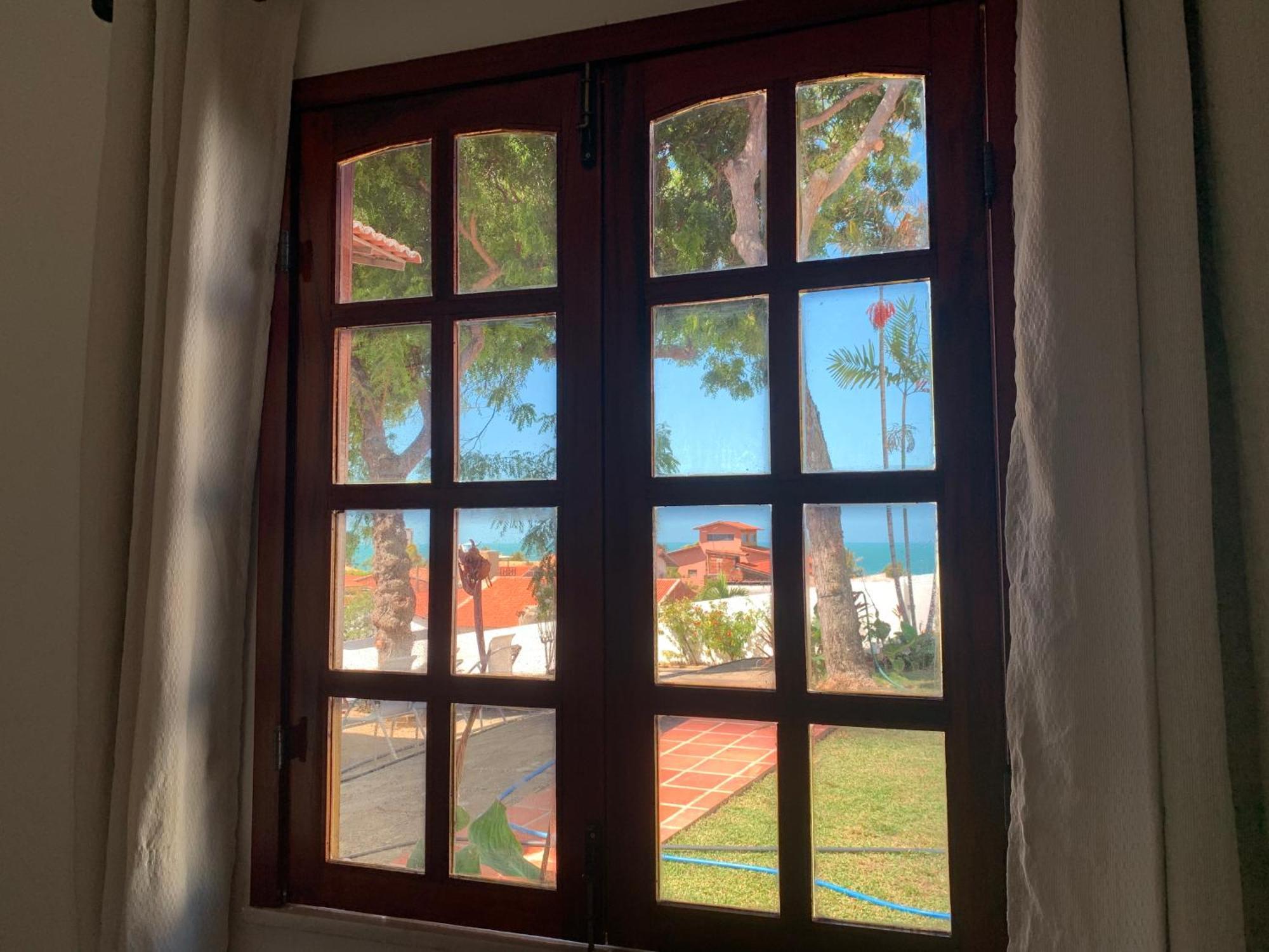 Morro Branco Suites - Hospedaria Morro Branco Beberibe Luaran gambar