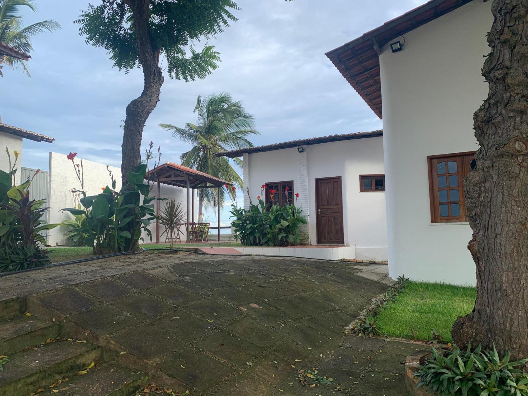 Morro Branco Suites - Hospedaria Morro Branco Beberibe Luaran gambar