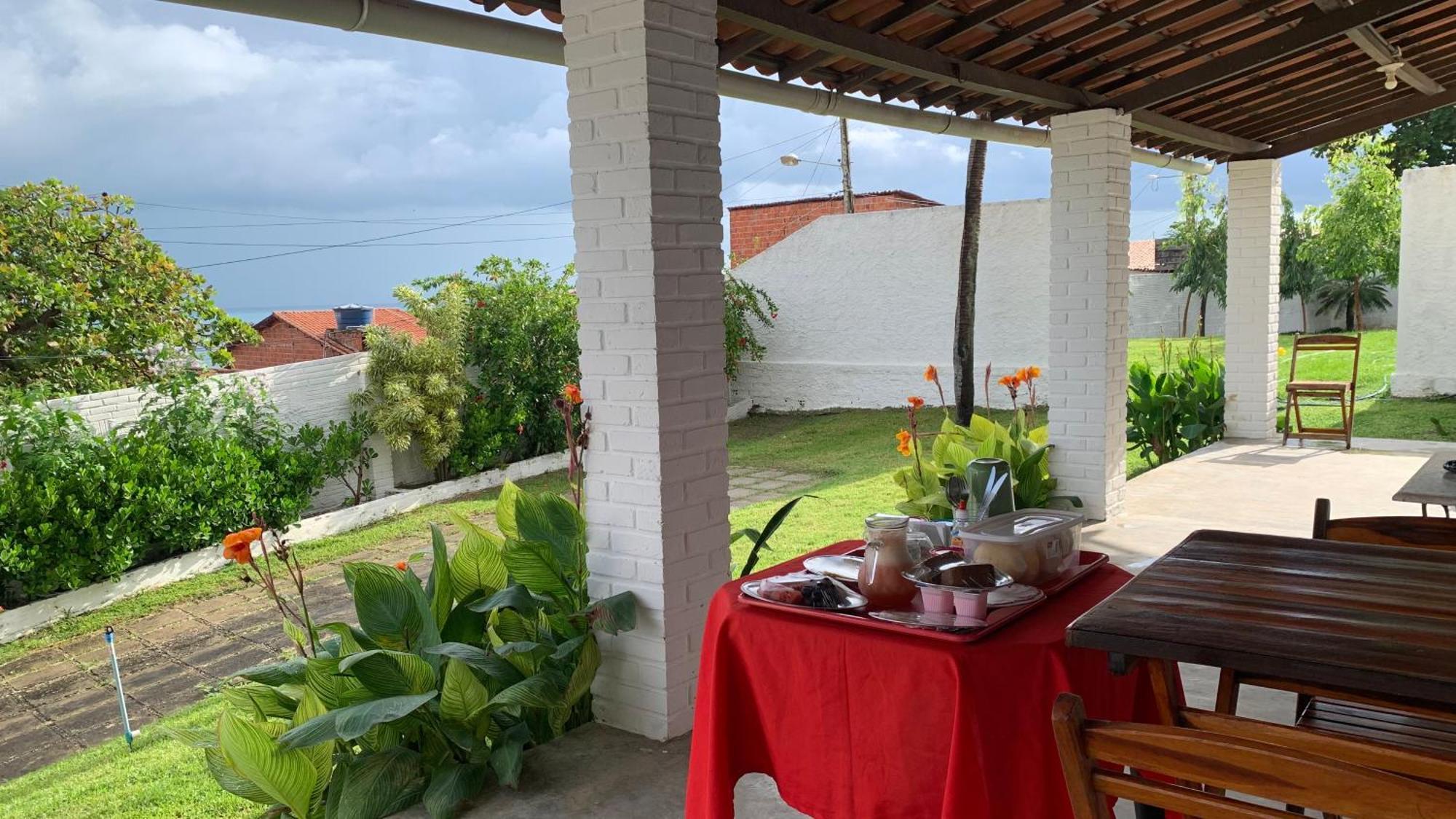 Morro Branco Suites - Hospedaria Morro Branco Beberibe Luaran gambar